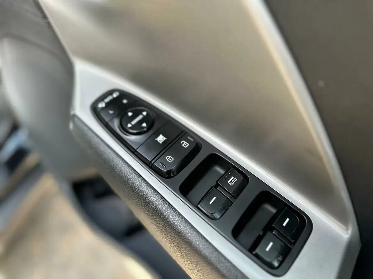 2021-kia-e-niro-ev-2-64-big-30