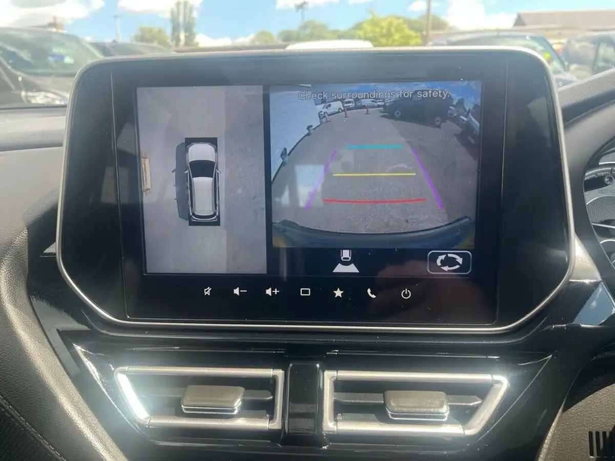 2022-suzuki-s-cross-14-boosterjet-ultra-big-23