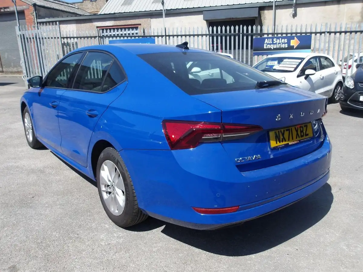 2021-skoda-octavia-big-3