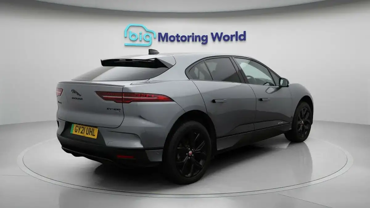 2021-jaguar-i-pace-ev400-se-big-7