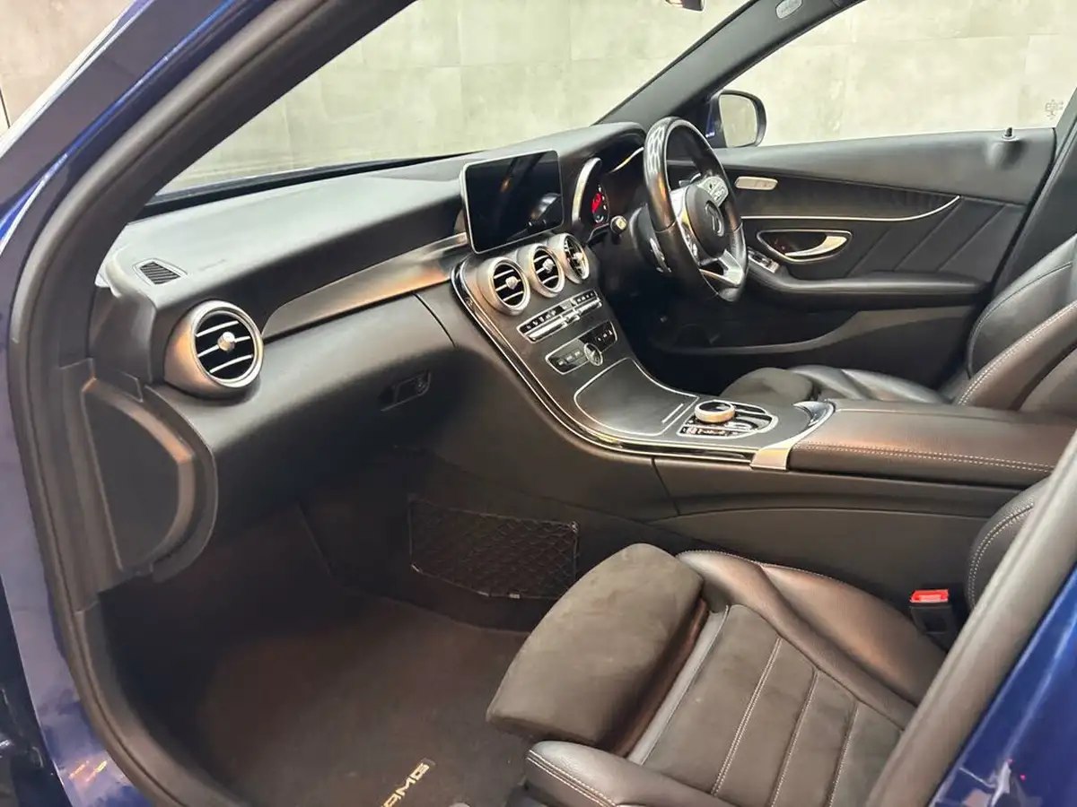 2018-mercedes-benz-c-class-15-c200-amg-line-ss-saloon-4d-big-16