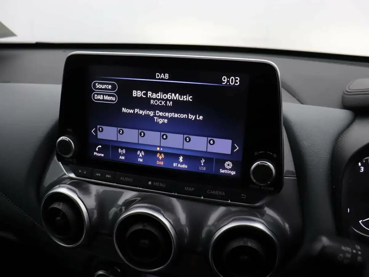 2022-nissan-juke-10-dig-t-tekna-big-24
