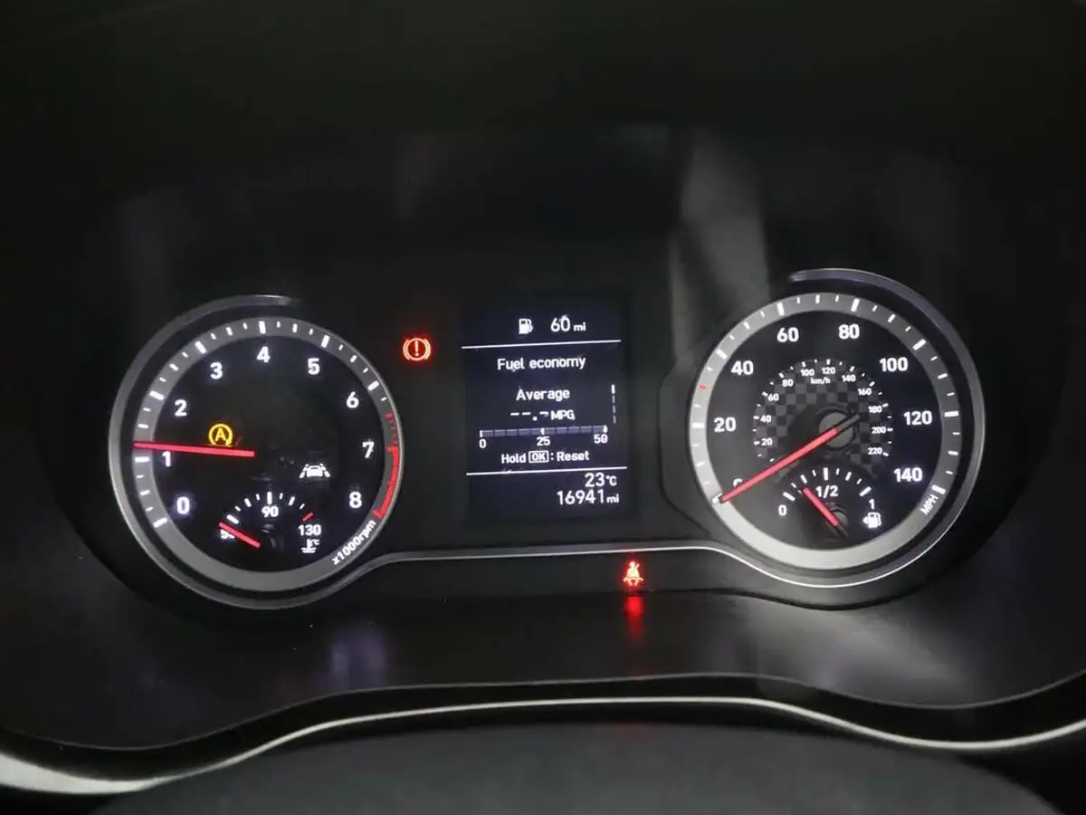 2021-hyundai-i10-10-t-gdi-n-line-big-16