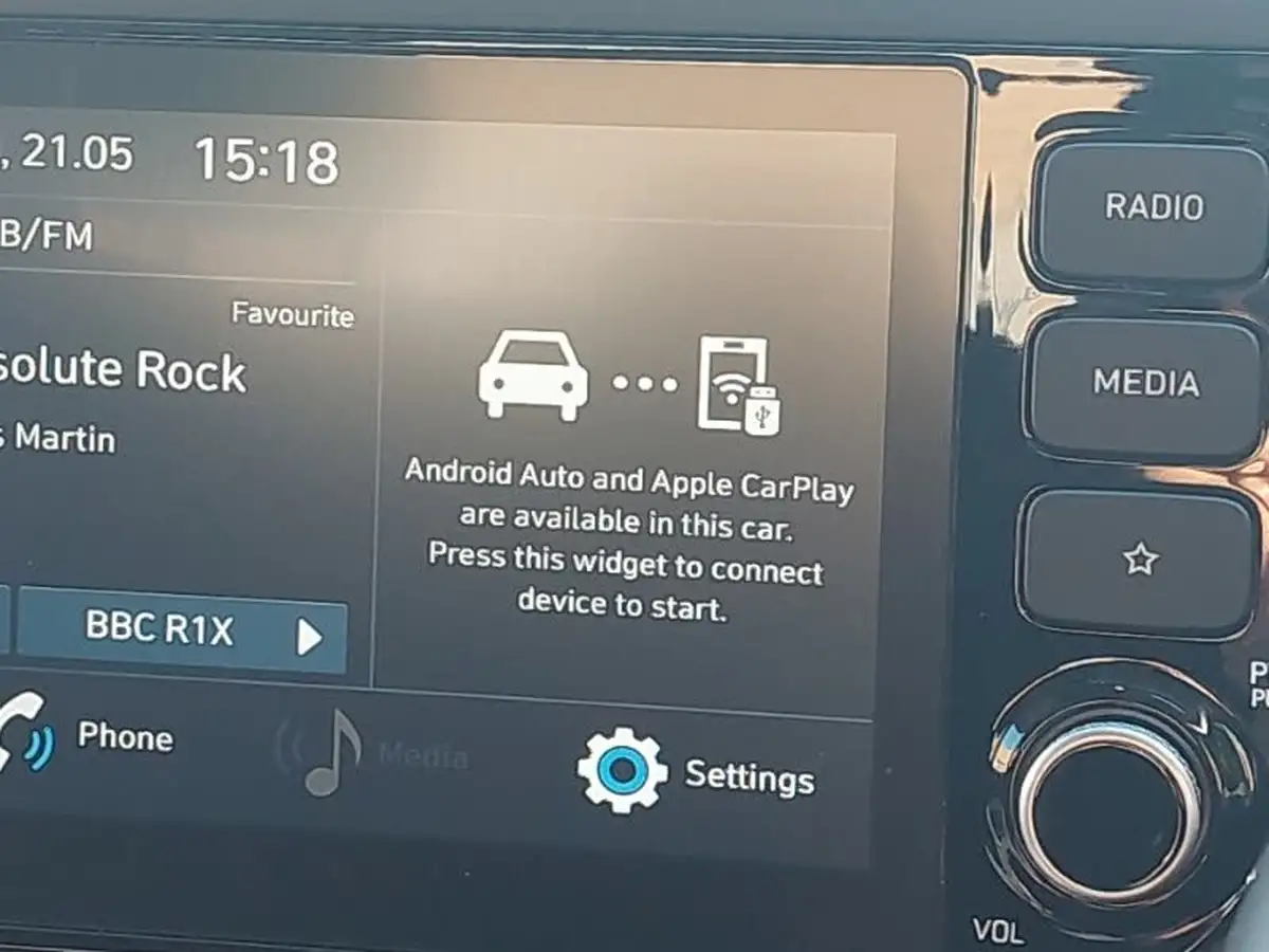 2022-hyundai-i20-10-t-gdi-se-connect-eclutch-imt-big-13