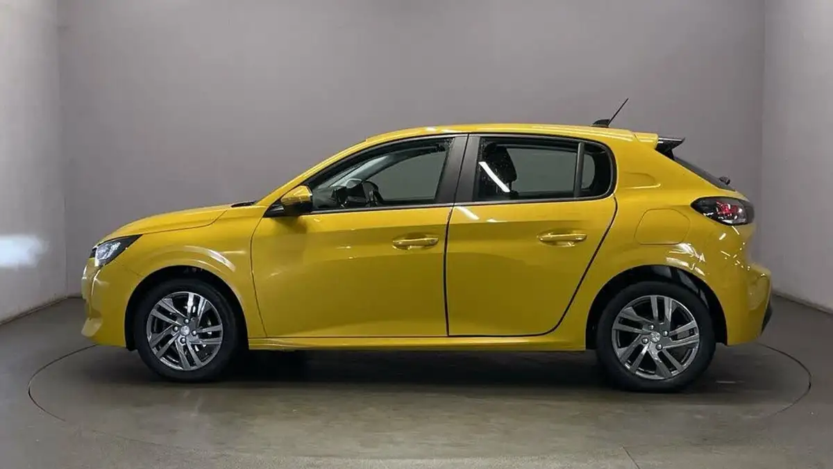 2021-peugeot-208-12-puretech-active-premium-75bhp-big-4