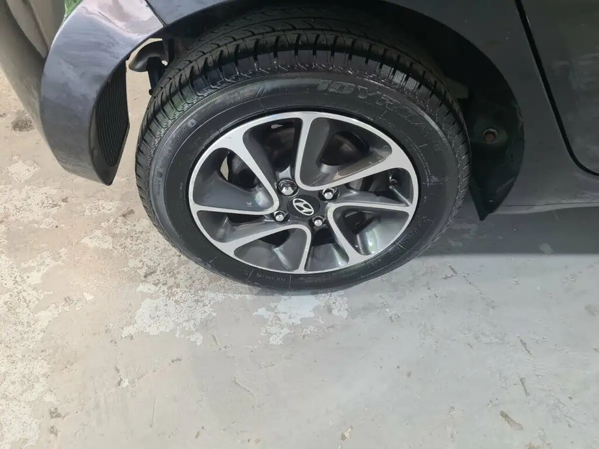 2019-hyundai-i10-10-premium-67ps-big-14