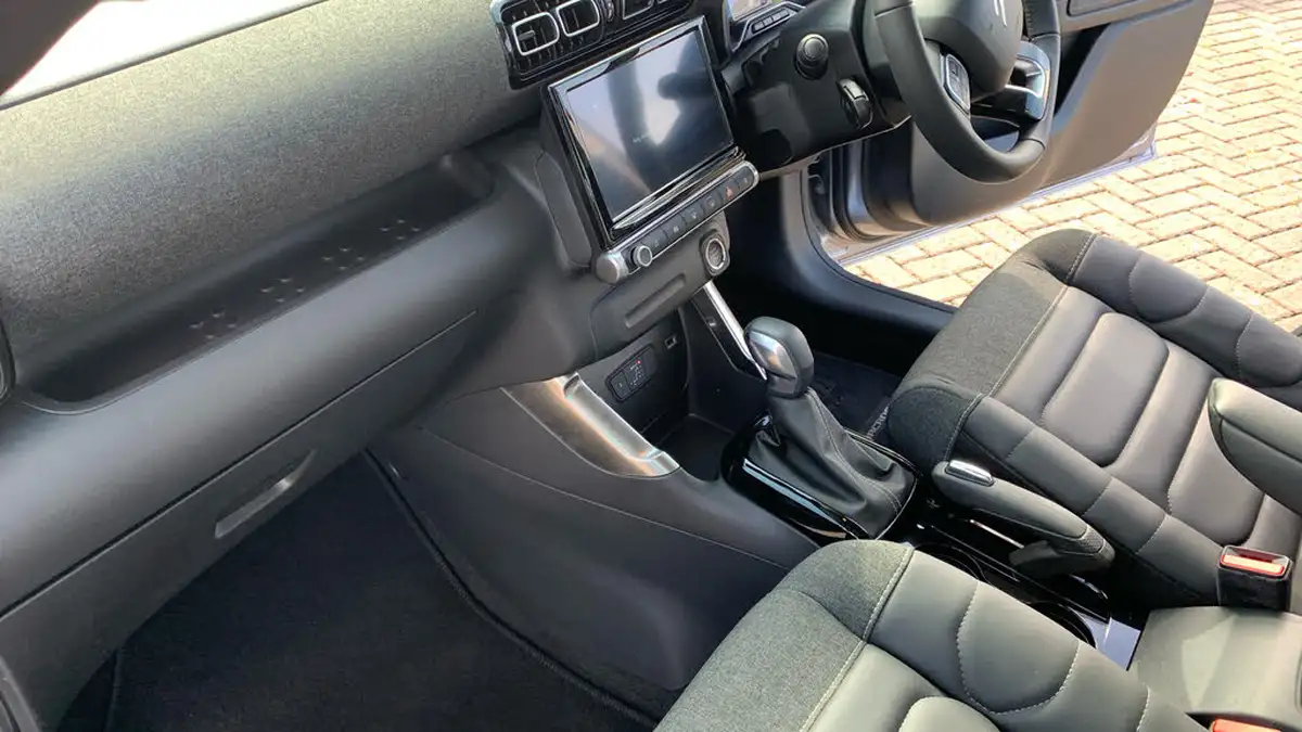 2022-citroen-c3-aircross-12-puretech-shine-plus-130ps-eat6-big-3