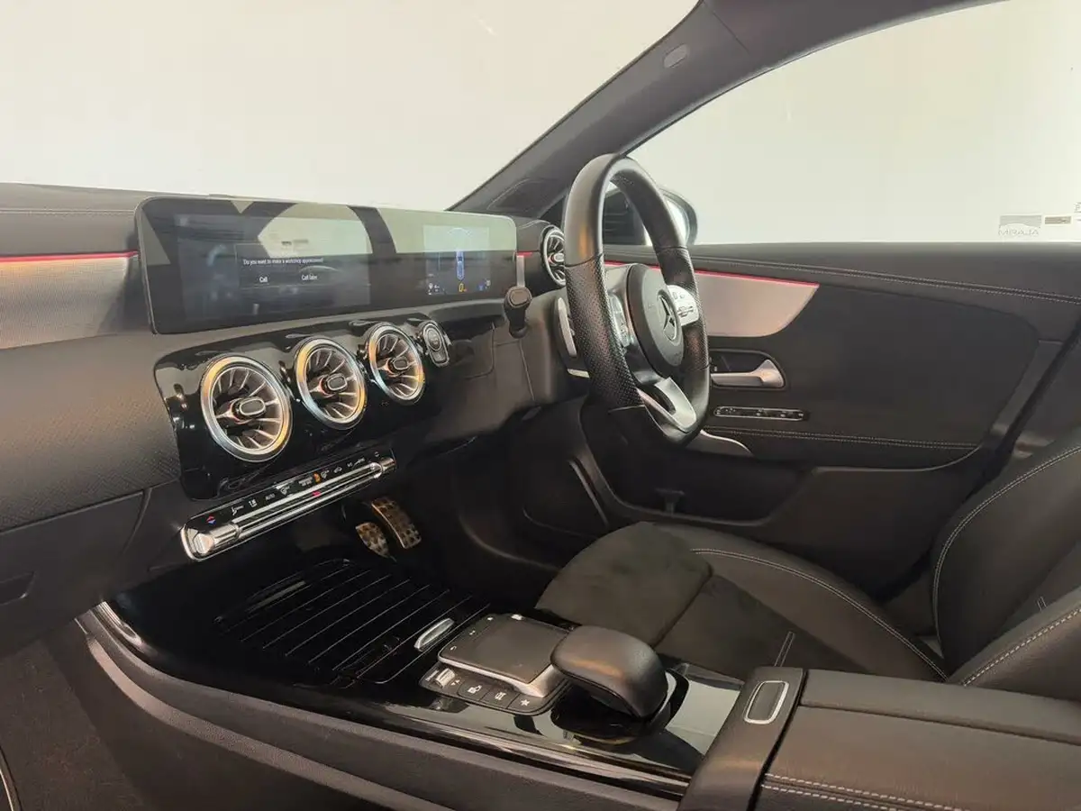 2022-mercedes-benz-a-class-13-a180-amg-line-executive-edition-hatchback-5d-7g-dct-big-8