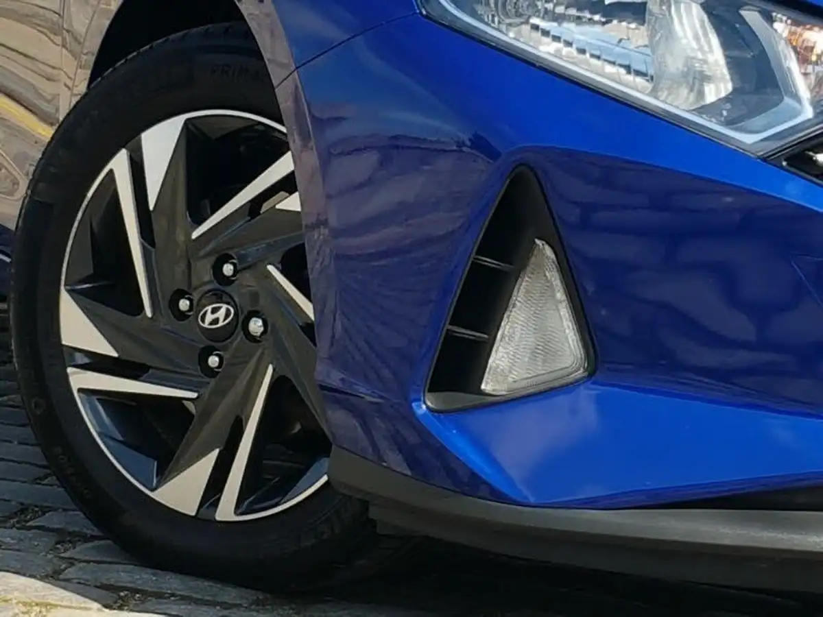 2022-hyundai-i20-10-t-gdi-se-connect-eclutch-imt-big-8