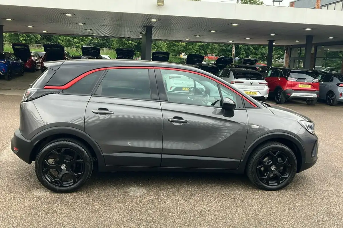 2023-vauxhall-crossland-12-gs-130ps-auto-big-5