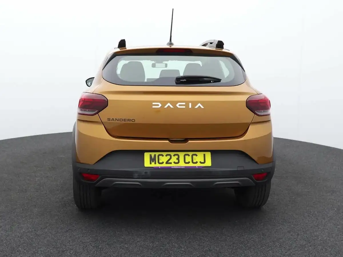 2023-dacia-sandero-stepway-10-tce-journey-90bhp-big-3