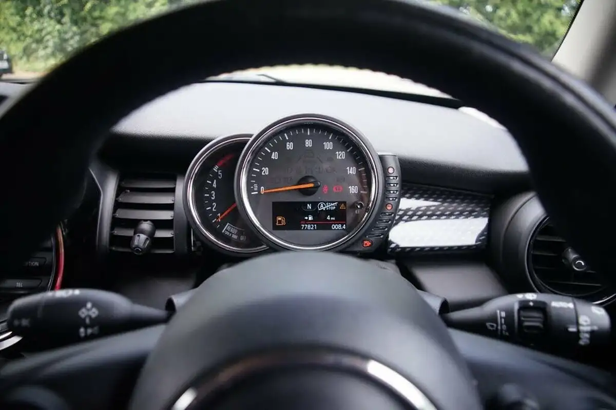 2016-mini-cooper-20td-cooper-sd-170bhp-ss-hatchback-5d-big-13