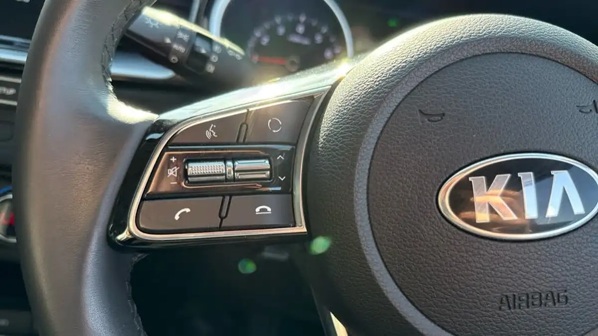 2019-kia-ceed-14-t-gdi-3-hatchback-big-36