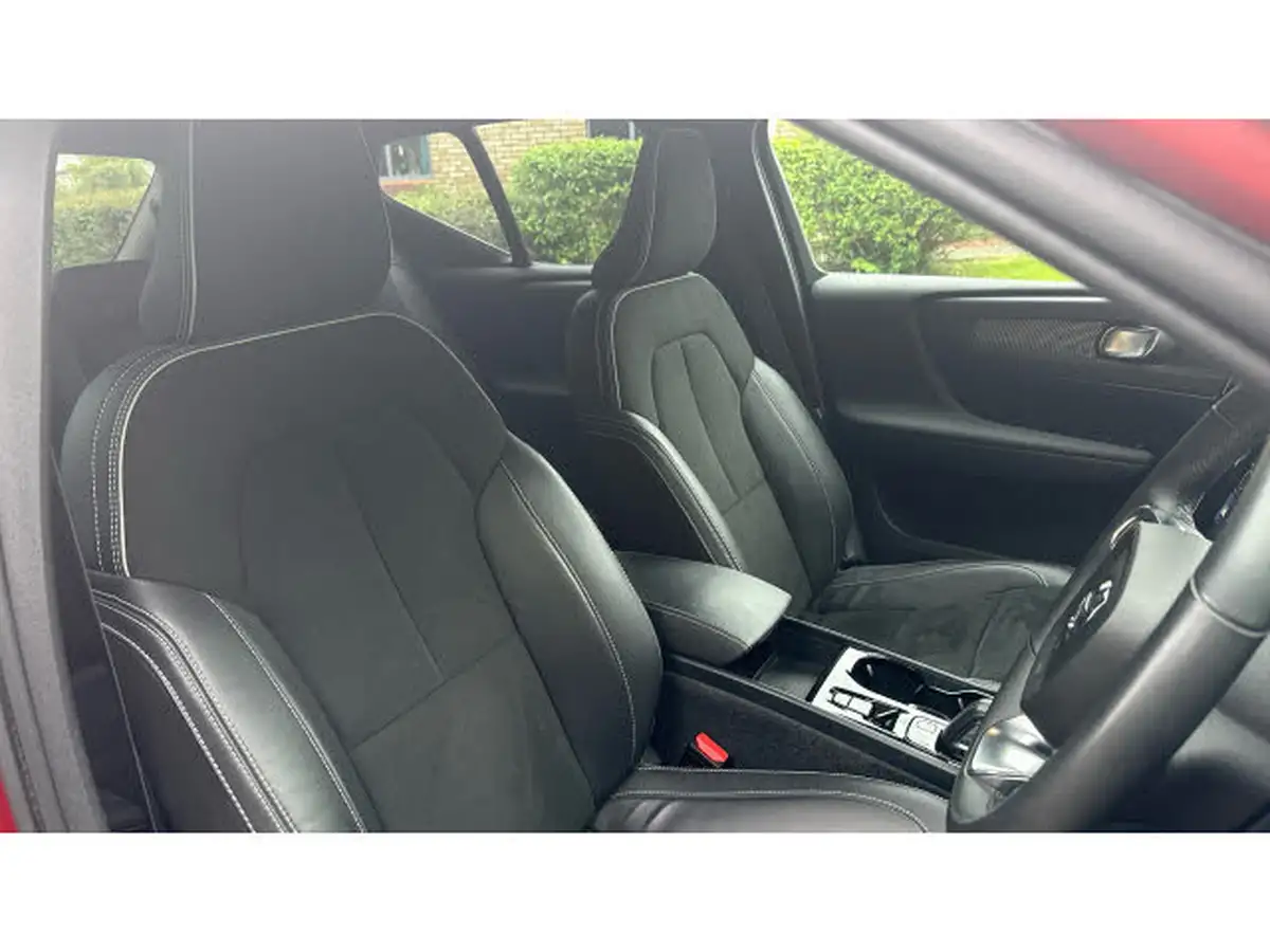 2021-volvo-xc40-15-t5-r-design-pro-258bhp-big-8