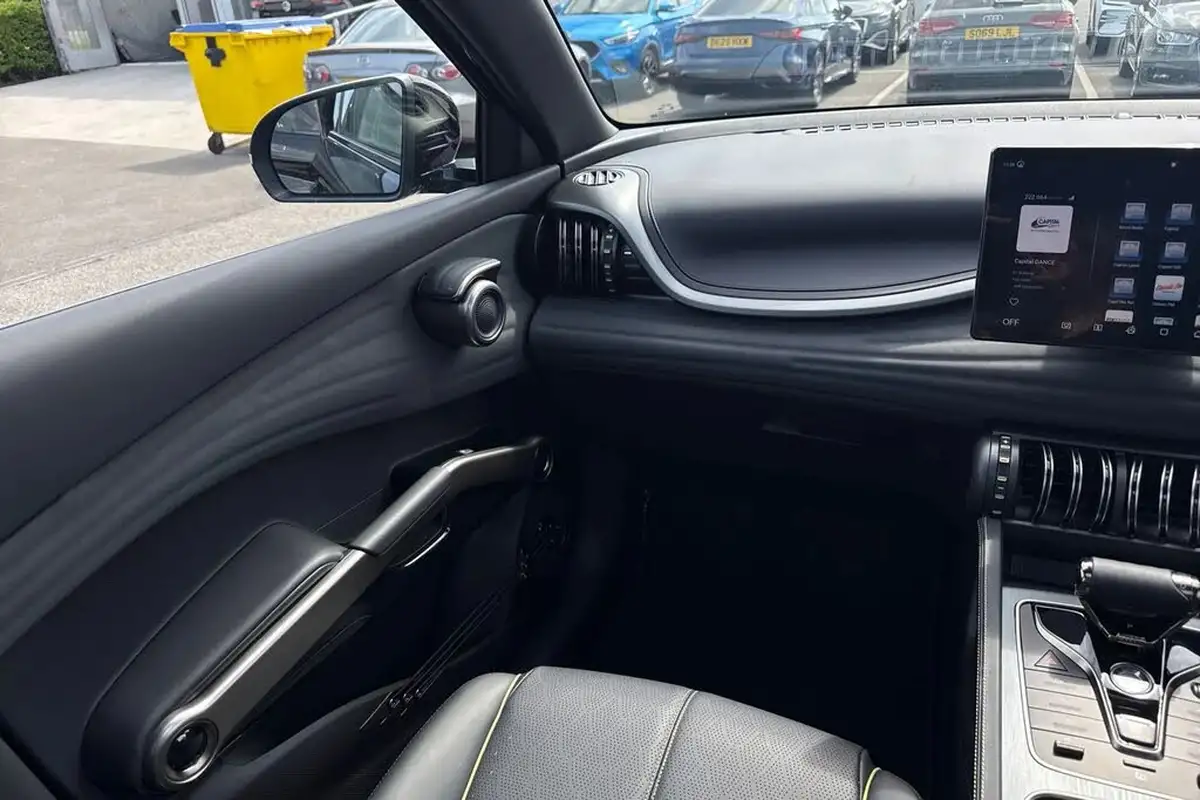 2025-byd-atto-3-e-comfort-big-13