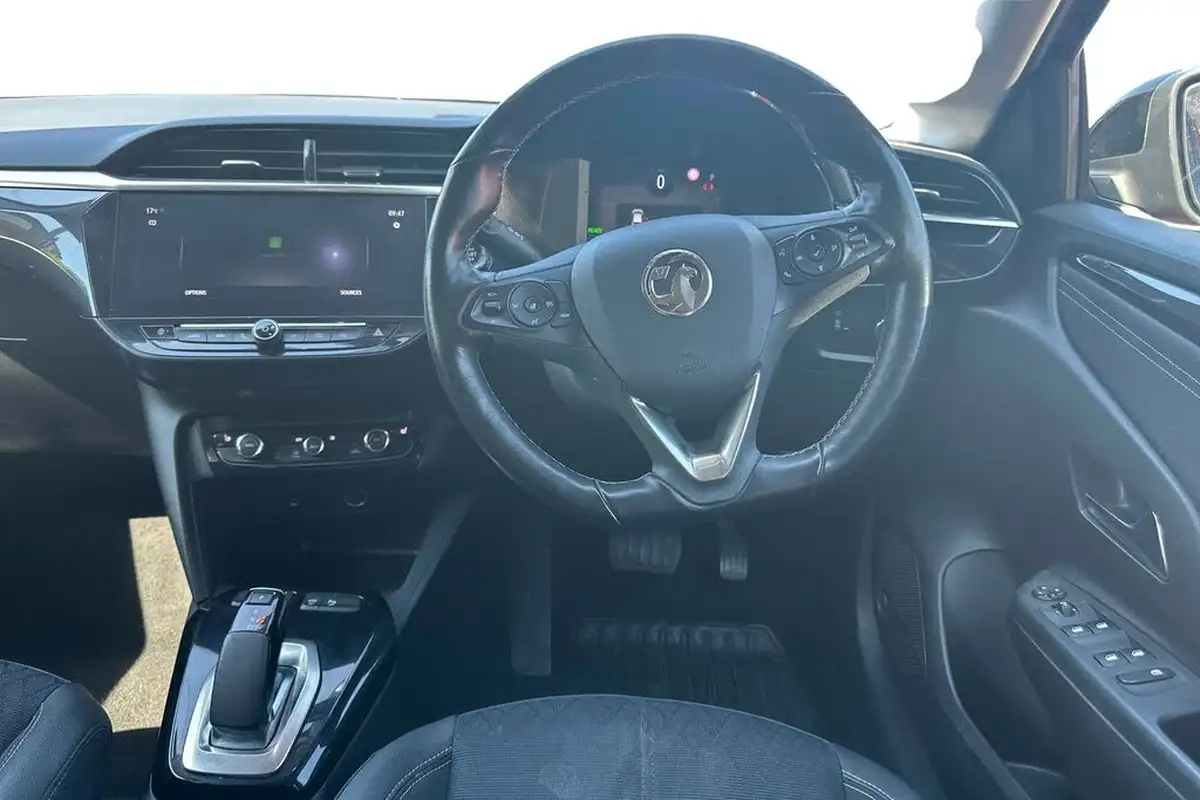 2021-vauxhall-corsa-e-elite-nav-big-11