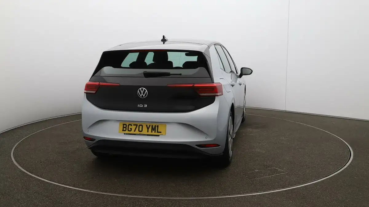 2020-volkswagen-id3-e-life-big-56