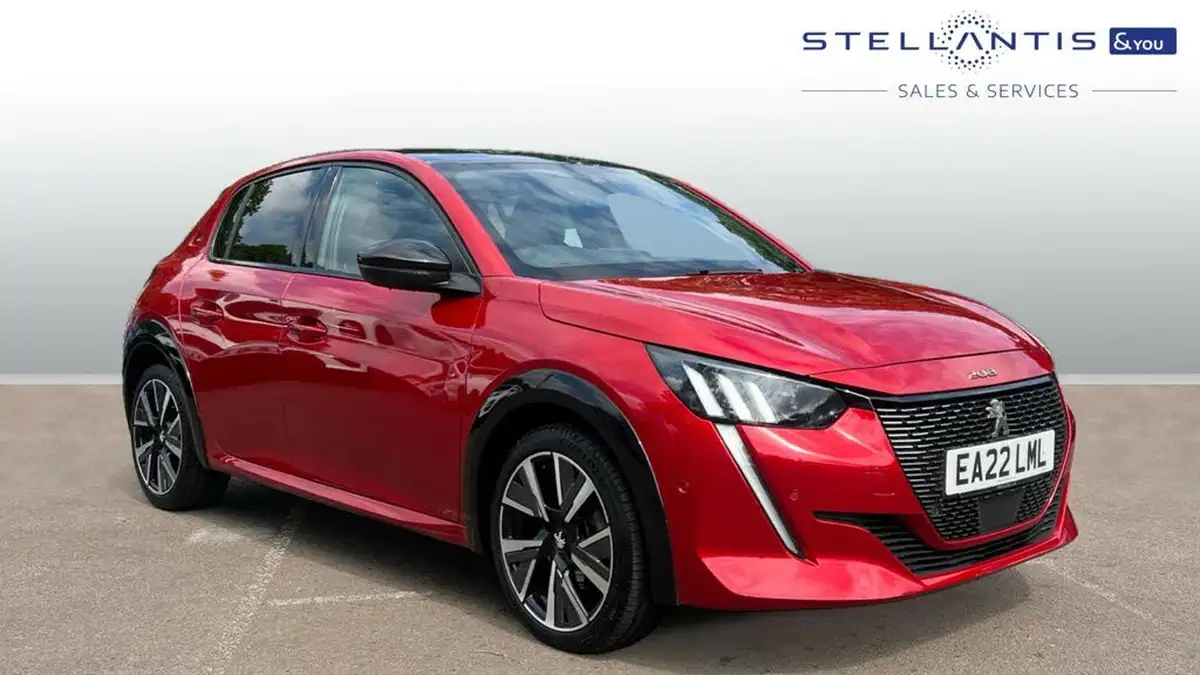 2022-peugeot-208-12-puretech-gt-100bhp-big-0