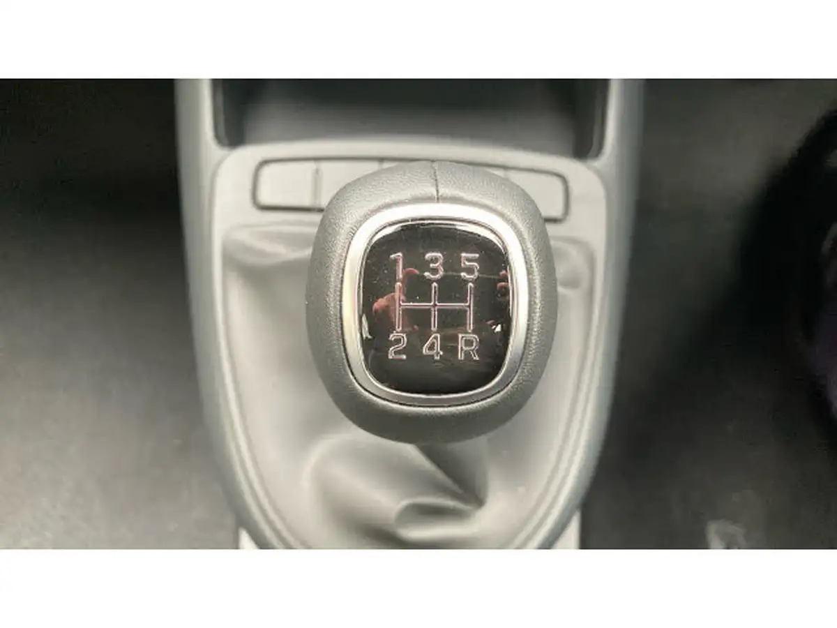 2024-hyundai-i10-10-advance-63ps-big-12