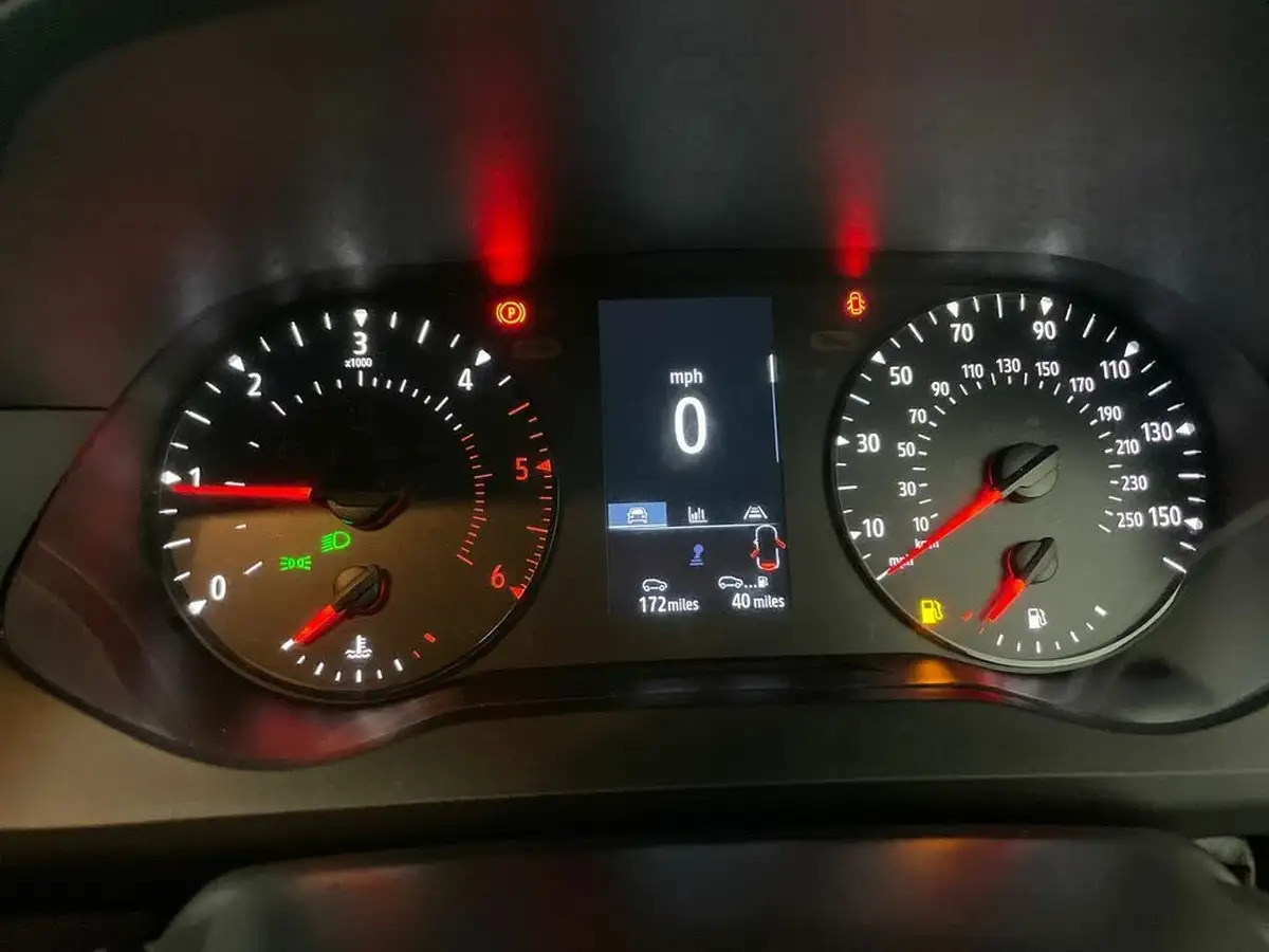 2024-renault-kangoo-15dci-ml19-95-start-big-31