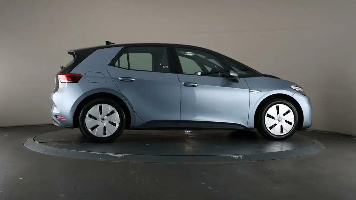 2020-volkswagen-id3-e-life-big-62