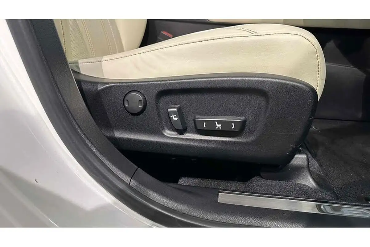 2022-lexus-rx-450h-35-rx-big-37
