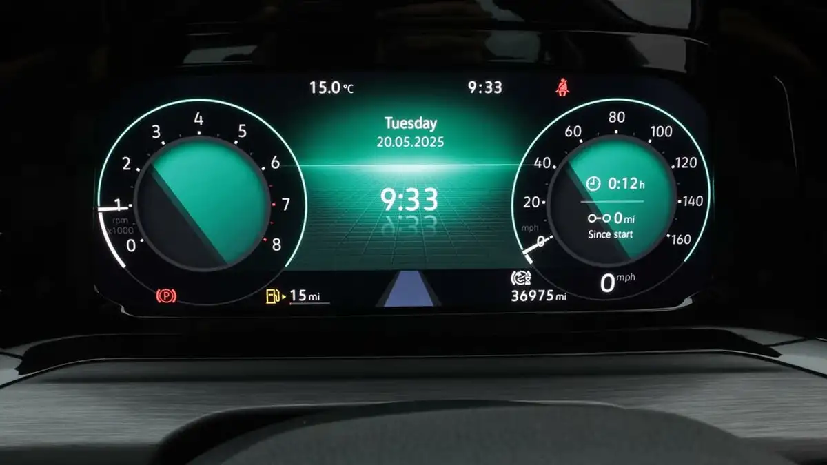 2021-volkswagen-golf-15-tsi-style-150ps-hatchback-big-10