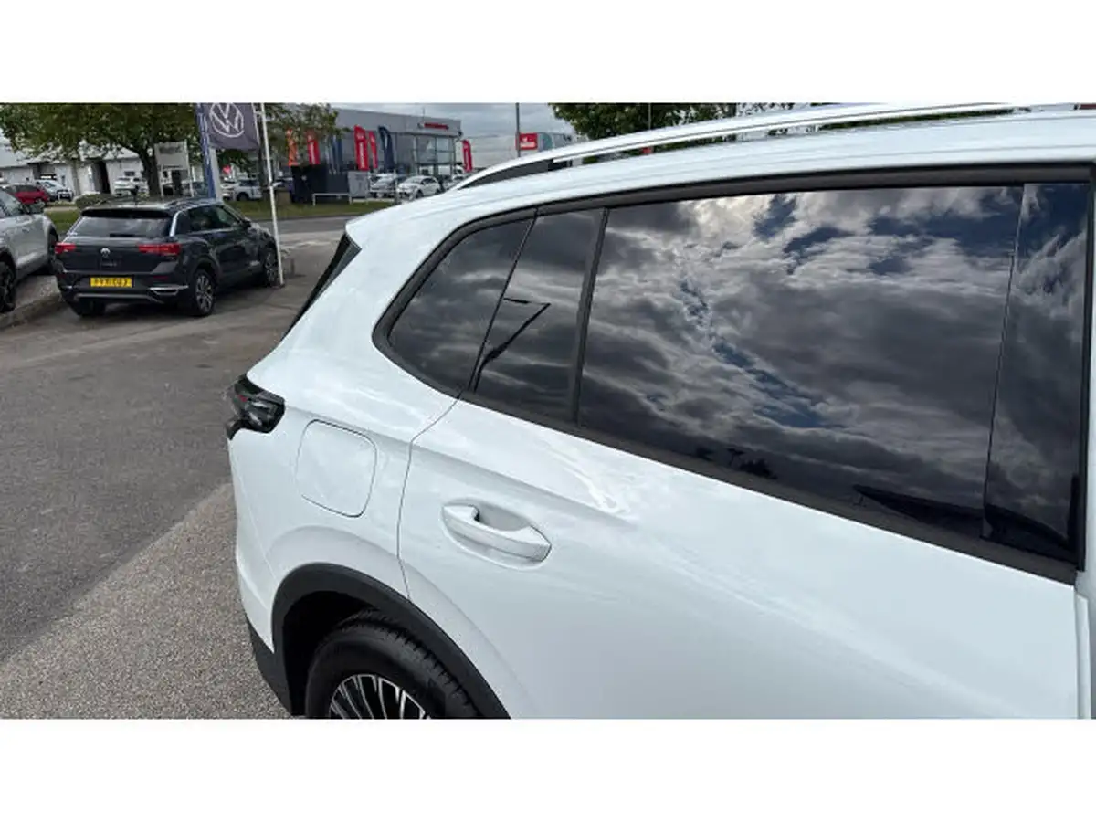 2025-volkswagen-tiguan-15-etsi-match-150ps-big-41