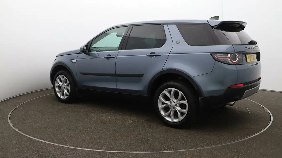 2019-land-rover-discovery-sport-20sd4-hse-big-34