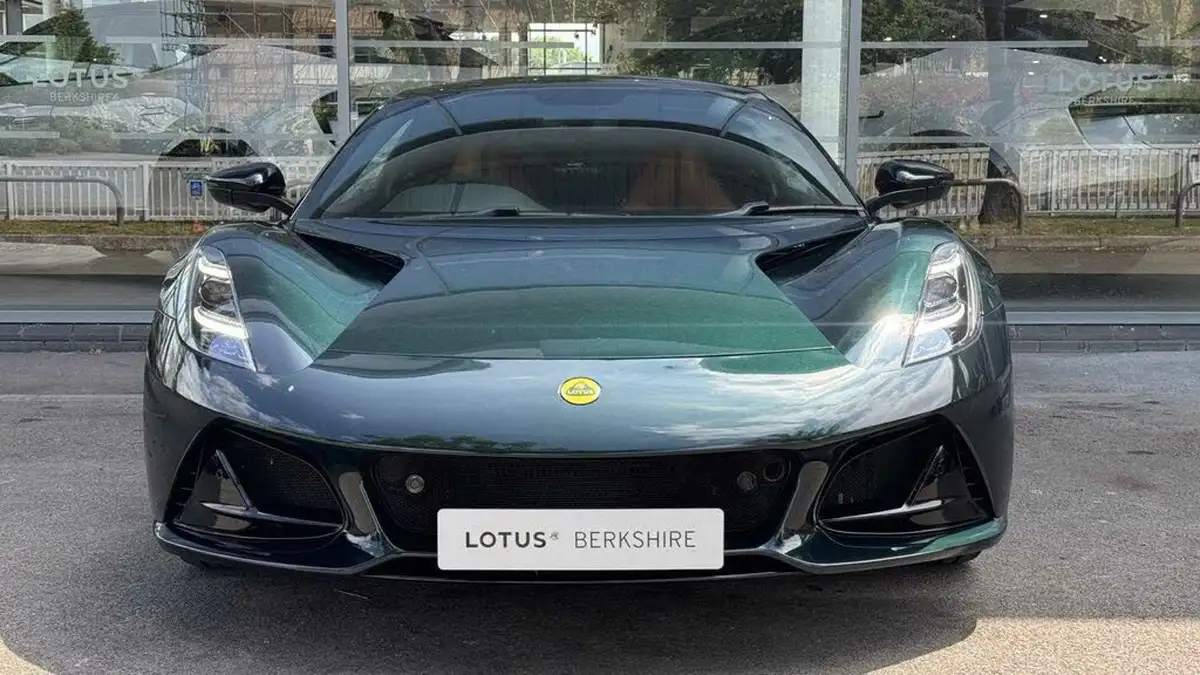 2023-lotus-emira-35-first-edition-v6-big-2