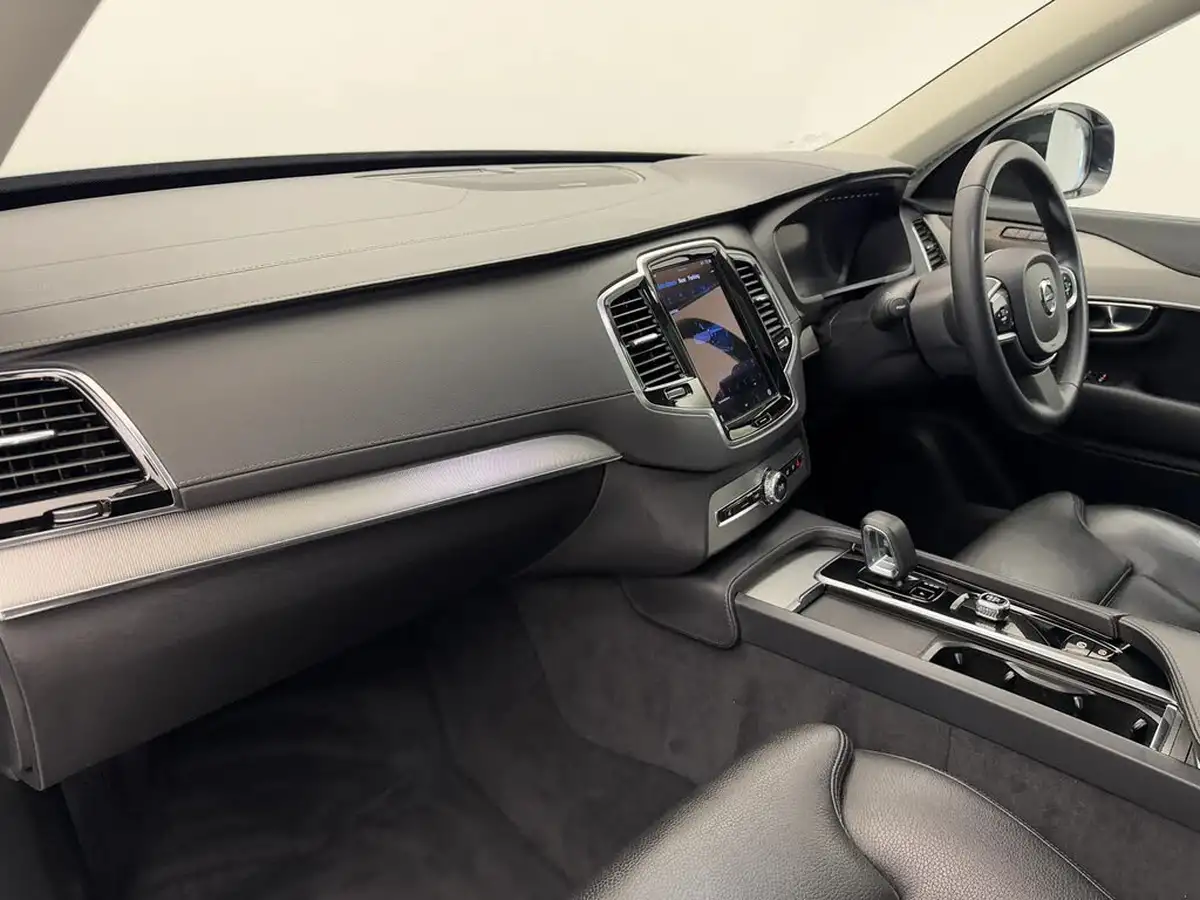 2022-volvo-xc90-20-b5-plus-big-15