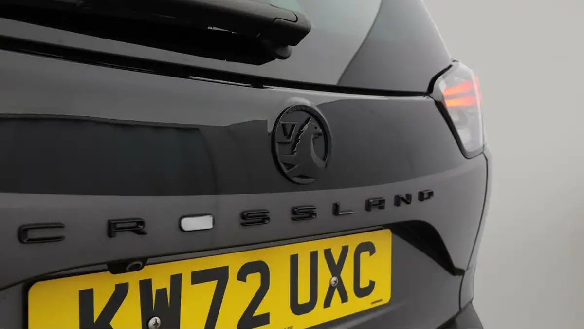 2023-vauxhall-crossland-12-gs-110ps-big-32