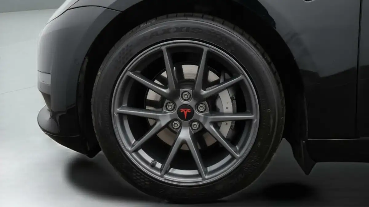 2021-tesla-model-3-e-long-range-4x4-big-18