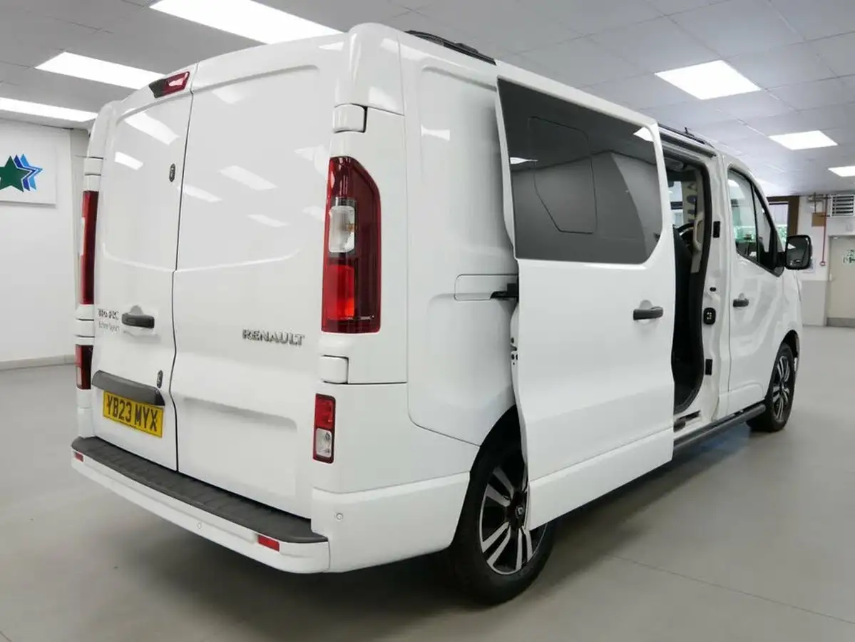 2023-renault-trafic-20dci-ll30-150-extra-sport-eu6e-crew-big-31