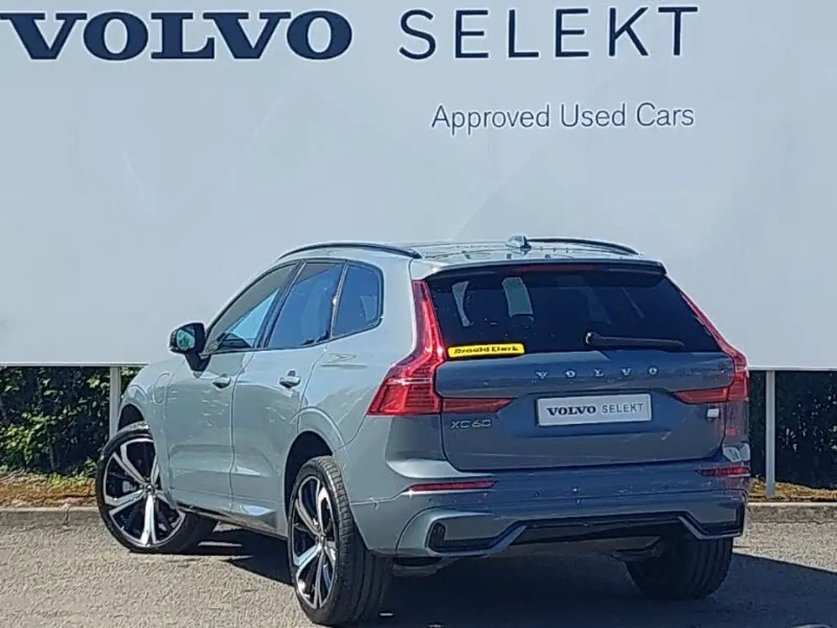 2024-volvo-xc60-20-t8-ultimate-dark-big-1
