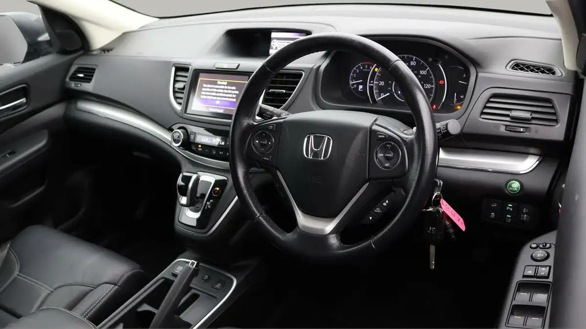 2017-honda-cr-v-16i-dtec-black-edition-auto-big-8