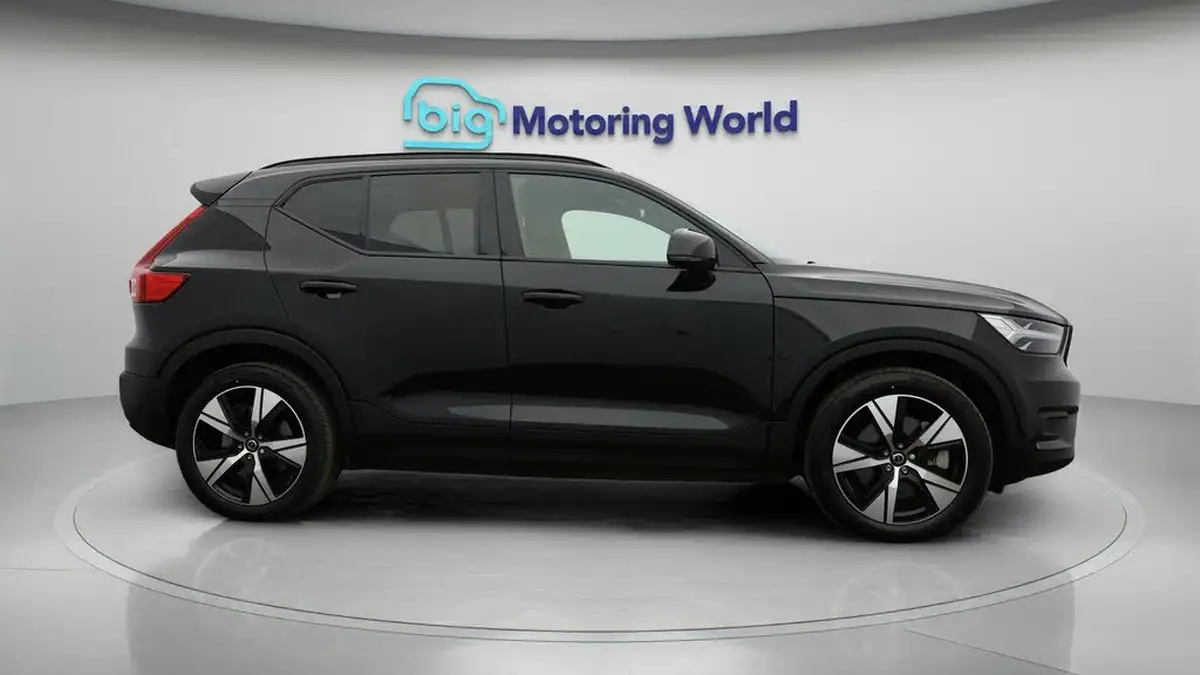 2021-volvo-xc40-e-twin-recharge-plus-big-7