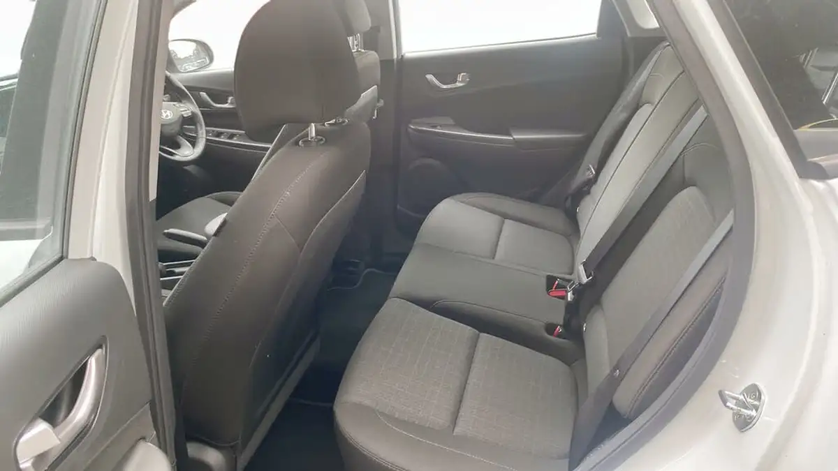 2021-hyundai-kona-10-t-gdi-se-connect-big-21