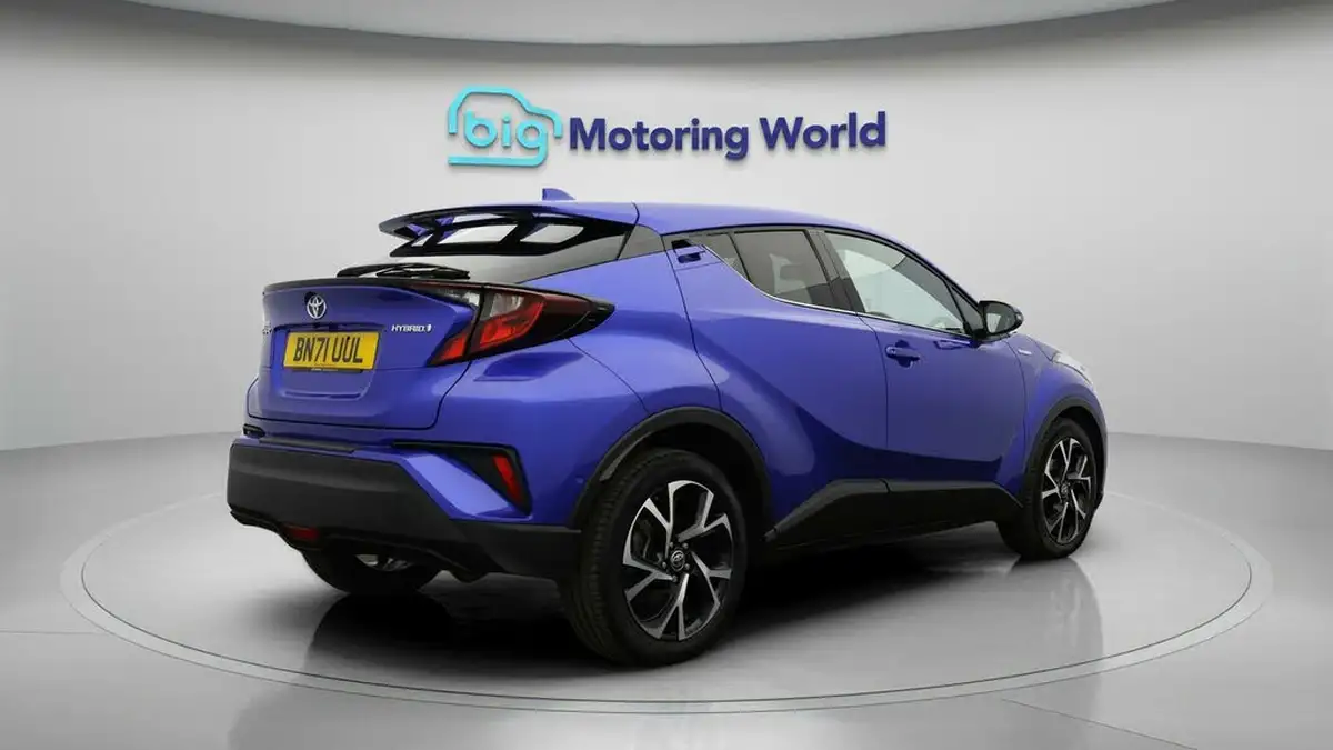 2021-toyota-c-hr-18-vvt-i-design-big-6