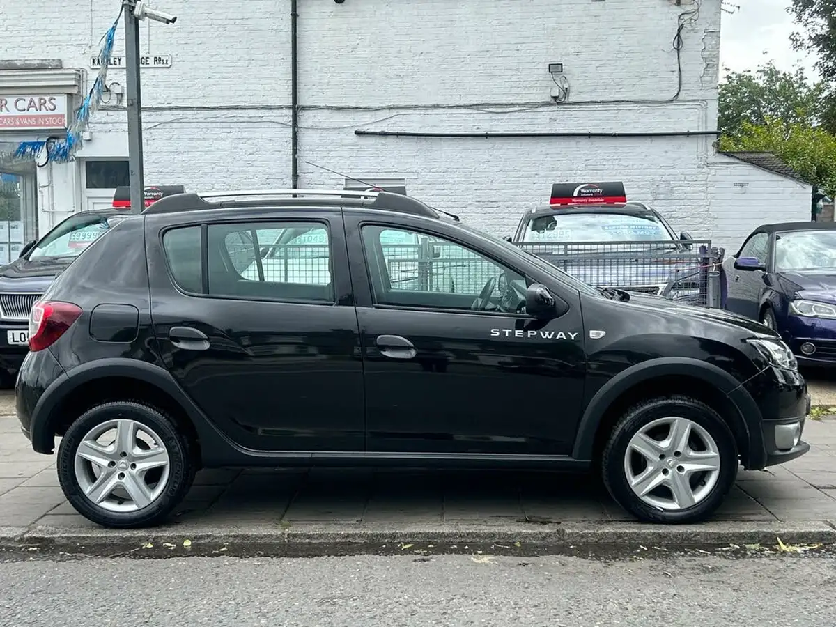 2016-dacia-sandero-stepway-09-tce-laureate-big-1
