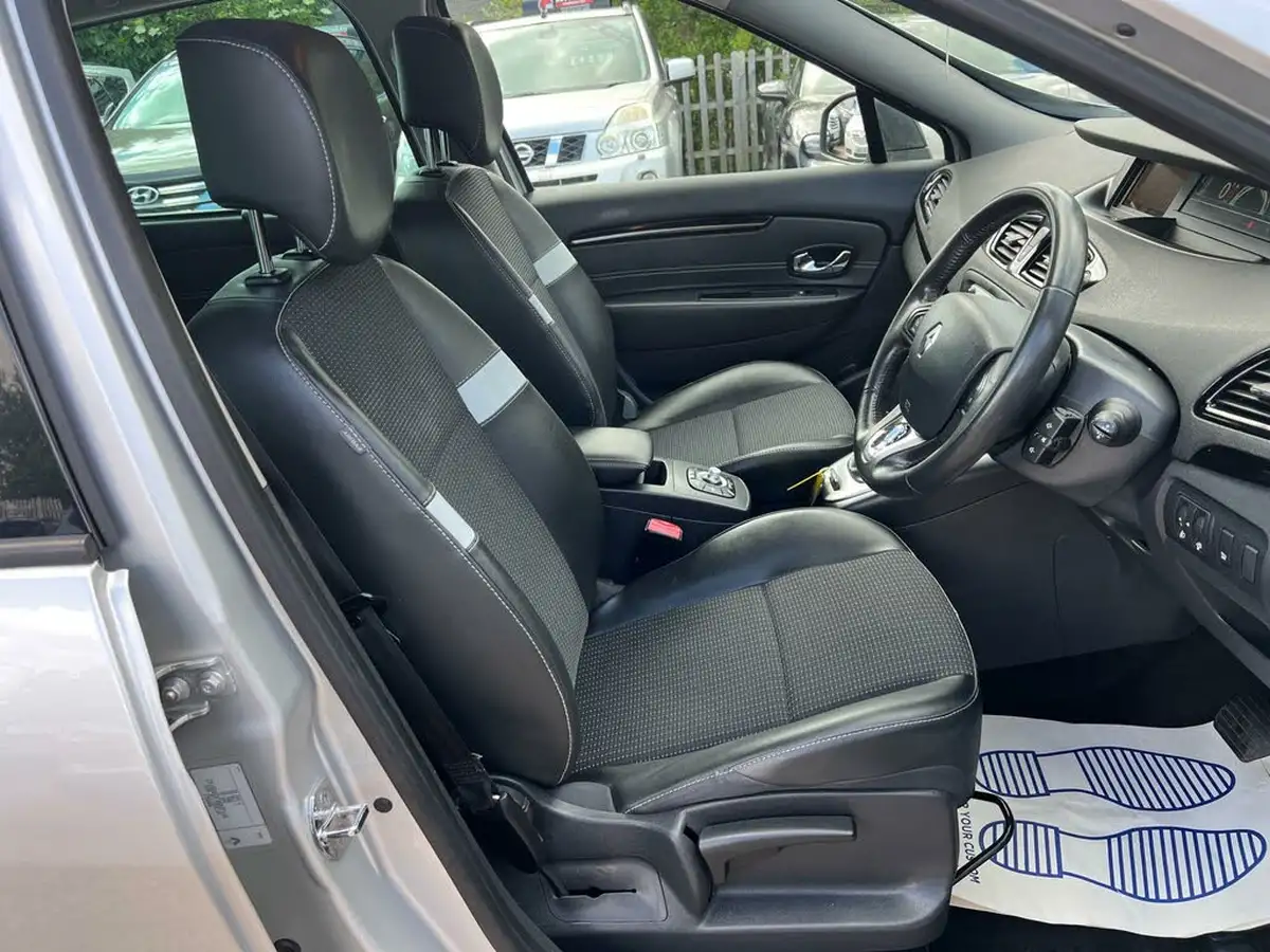 2016-renault-scenic-15dci-dynamique-nav-edc-auto-big-18