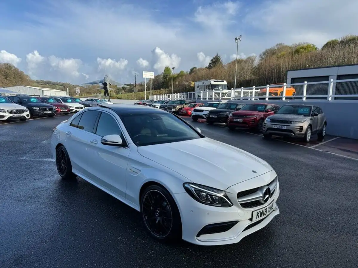 2018-mercedes-benz-c-class-40-c63-amg-premiumss-saloon-4d-speedshift-mct-big-0