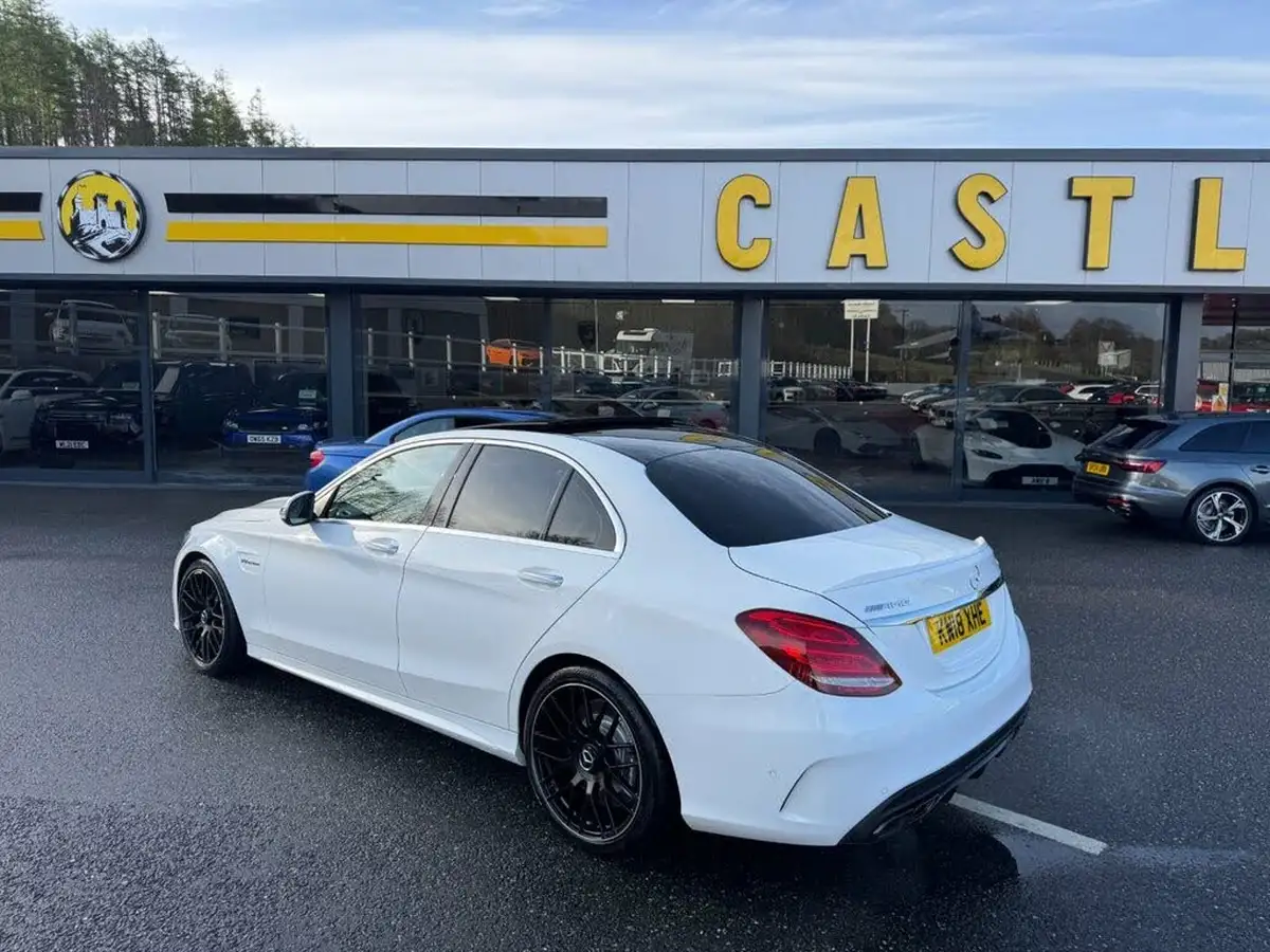 2018-mercedes-benz-c-class-40-c63-amg-premiumss-saloon-4d-speedshift-mct-big-4