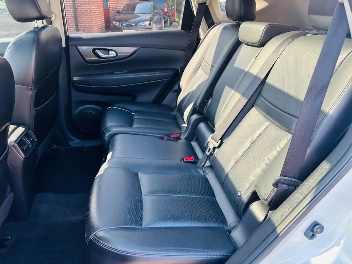 2015-nissan-x-trail-16dci-tekna-ss-big-7