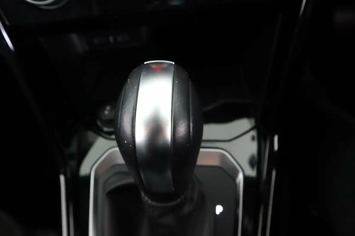 2020-volkswagen-t-roc-15-tsi-black-edition-dsg-big-13