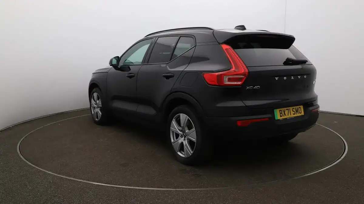 2021-volvo-xc40-e-twin-recharge-big-61