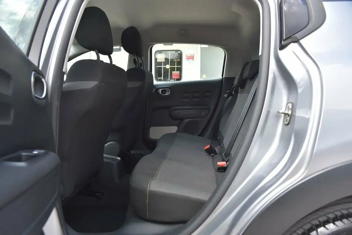 2021-citroen-c3-12-puretech-flair-83ps-big-21