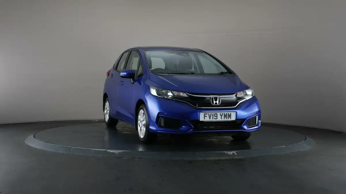 2019-honda-jazz-13-i-vtec-se-big-48