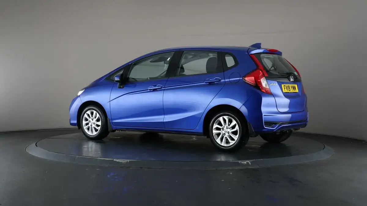 2019-honda-jazz-13-i-vtec-se-big-72