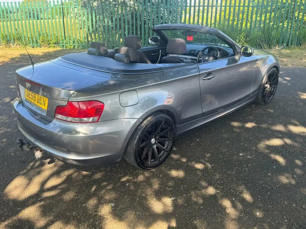 2009-bmw-1-series-20td-118d-sport-convertible-2d-big-18